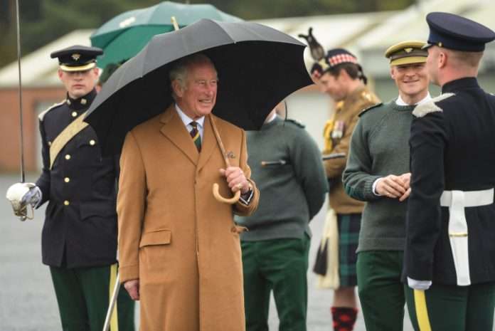 ROYAL DRAGOON GUARDS ARE BID A FOND ROYAL FAREWELL