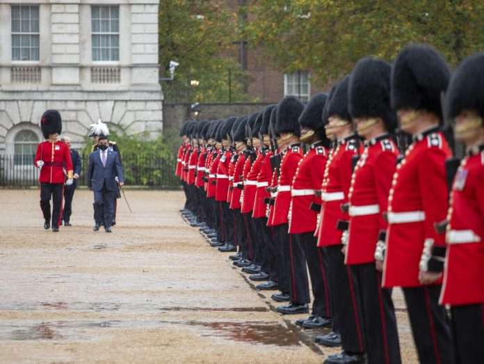Coldstream Guards provide ceremonial welcome to London for Iraqi Defence Secretary