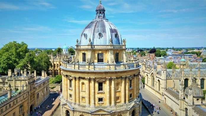 oxford-3772553_1280