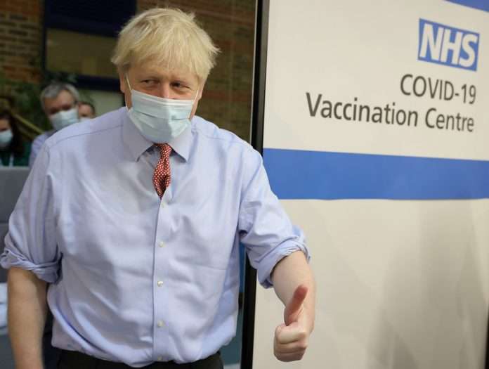 Boris Johnson visits Guy's Hospital in central London. Picture by Andrew Parsons / No 10 Downing Street.