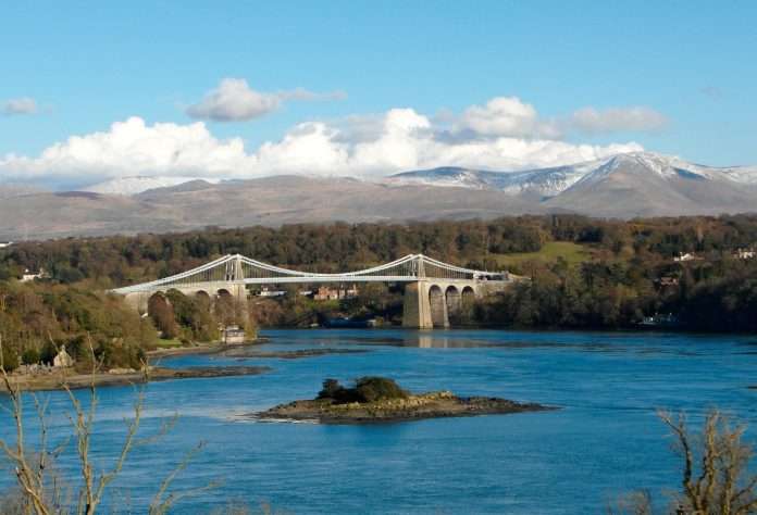menai-1503878_1920