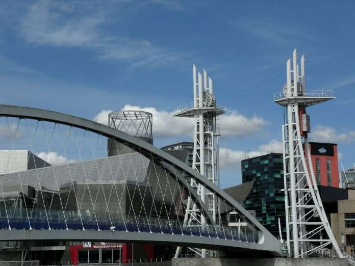 Salford is a city in Greater Manchester, England. 1350 roles (30% of the BEIS workforce) will be outside London by 2025, going beyond the government’s existing target of 25%.
