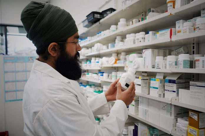 pharmacy pexels-photo-14797855