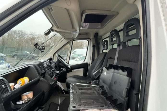 s960_People_smuggler_jailed_for_cramming_migrants_in_van_compartment