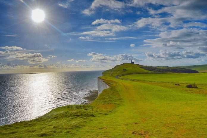 nature-3116970_1280 sunshine