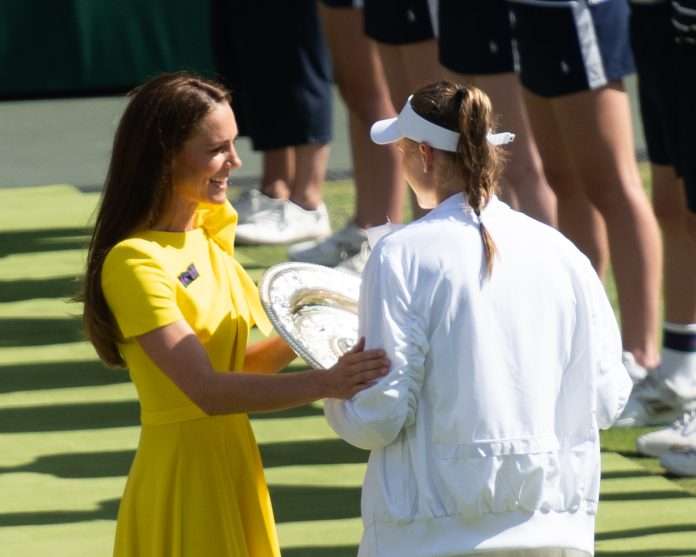 Elena_Rybakina_&_Catherine,_Duchess_of_Cambridge_(52206418833)