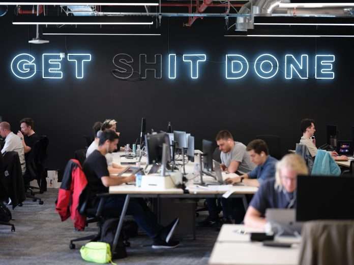 Revolut Office 4
