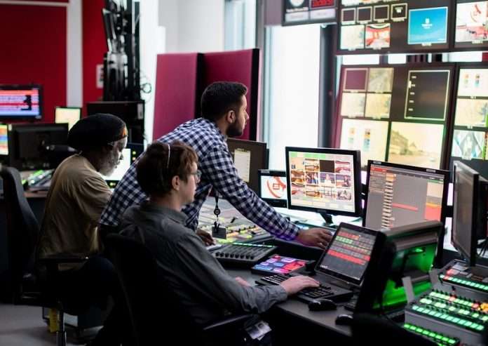 tv studio engineer-4922420_1280