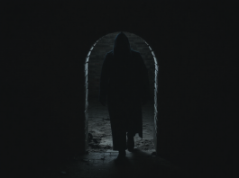 REAL GHOST STORY: The Night I Saw a Hooded Figure Vanish Through a Brick Wall