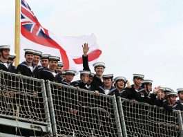 HMS Dragon receives heroes’ welcome in Portsmouth after seven months defending British interests in Middle East